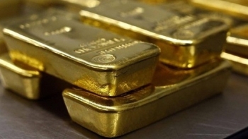 Cập nhật giá vàng hôm nay 6/1: Tiếp đà tăng cao