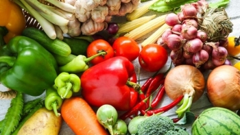 Giá rau củ quả hôm nay 8/1: Không ngừng khuyến mãi