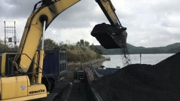 Nghiên cứu đề nghị giảm tối đa nhập khẩu than