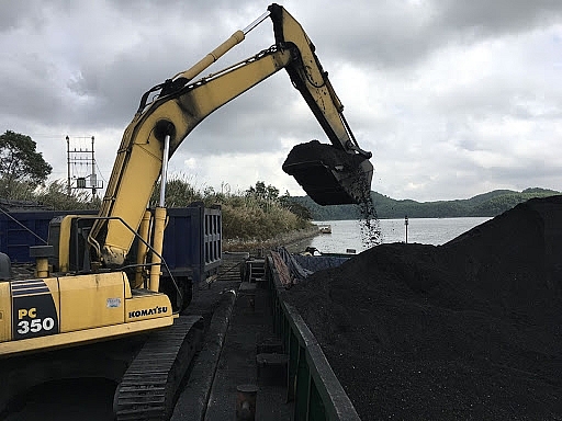 VSEA cho rằng, dự thảo quy hoạch đưa ra tỷ lệ nhập khẩu năng lượng tăng từ 49% năm 2020 lên 54% năm 2030 và 70% năm 2050 là không hợp lý VSEA cho rằng, dự thảo quy hoạch đưa ra tỷ lệ nhập khẩu năng lượng tăng từ 49% năm 2020 lên 54% năm 2030 và 70% năm 2050 là không hợp lý