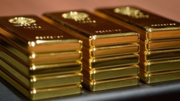 Cập nhật giá vàng hôm nay 26/1: Tiếp tục giảm