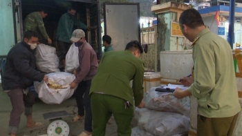 Sơn La: Phát hiện, xử lý gần 1.300 kg nội tạng động vật đã bốc mùi, biến chất