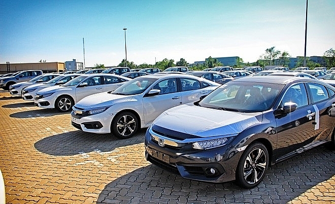 Năm 2020, nhập khẩu ô tô về Việt Nam giảm mạnh