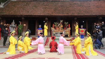 Phú Thọ: Dừng tổ chức các hoạt động phần Hội tại Lễ hội Đền Mẫu Âu Cơ