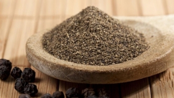 Giá hồ tiêu hôm nay 18/2: Cao nhất 53.500 đồng/kg