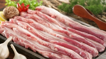 Giá thịt lợn hôm nay 24/2: Thị trường lặng sóng