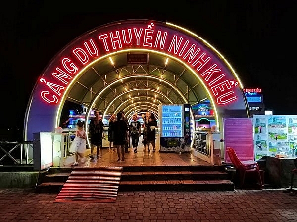 Cần Thơ thúc đẩy phát triển kinh tế ban đêm Cần Thơ thúc đẩy phát triển kinh tế ban đêm