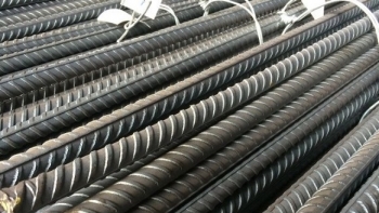 Giá sắt thép hôm nay 1/3: Đầu tuần, tiếp đà giảm