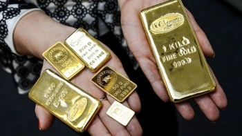 Giá vàng hôm nay 2/3: Tiếp tục giảm