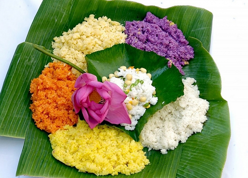 Xôi ngũ sắc lọt Top 100 món ăn đặc sản Việt Nam