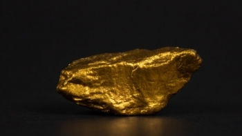 Giá vàng hôm nay 10/3: Quay đầu tăng mạnh