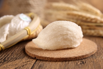 Kiến nghị điều tra và ngăn chặn mặt hàng yến sào giả bán công khai trên mạng xã hội