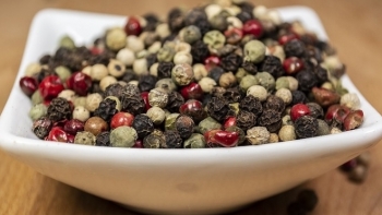 Giá hồ tiêu hôm nay 28/3: Giữ ổn định