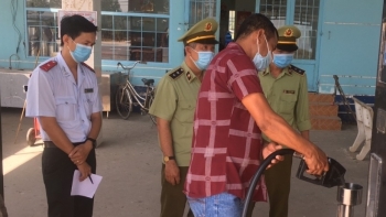 Tiền Giang: Phát hiện trên 12 nghìn lít xăng không đảm bảo chất lượng