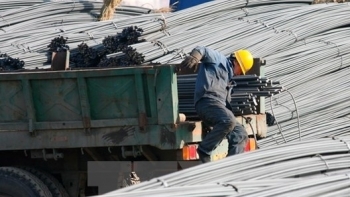 Giá sắt thép hôm nay 2/4: Tiếp đà tăng mạnh