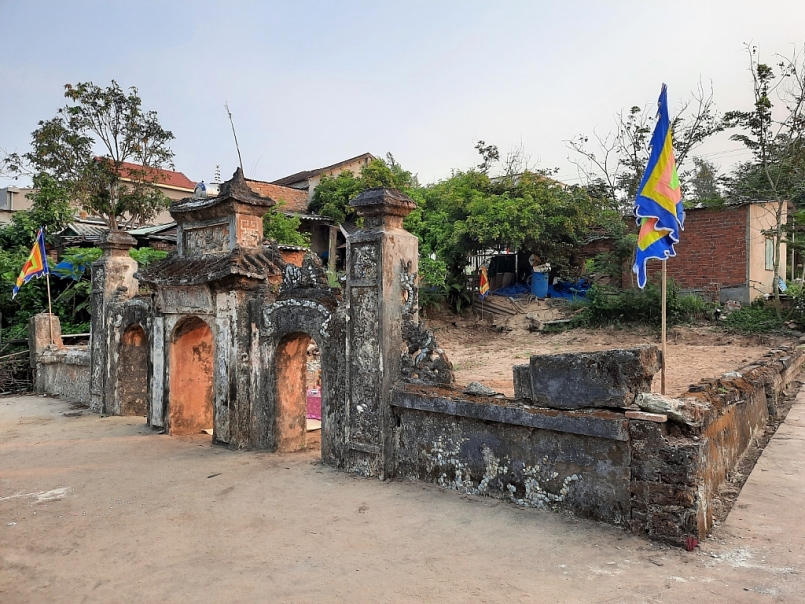 Di tích Lăng thờ Đức ông Nam Hải