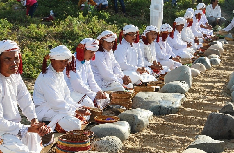 Bình Thuận tổ chức cho đồng bào Chăm đón Tết Ramưwan trên địa bàn tỉnh