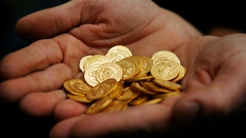 Giá vàng hôm nay 8/4: Quay đầu giảm