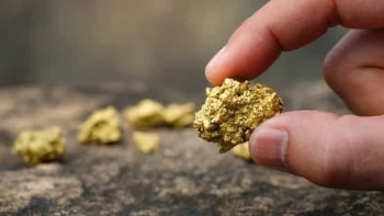 Giá vàng hôm nay 17/4: Tiếp tục tăng