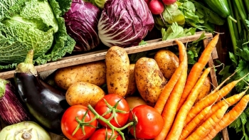 Giá rau củ quả hôm nay 23/4: Nhiều ưu đãi tại các siêu thị