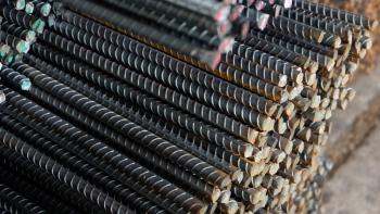 Giá sắt thép hôm nay 26/4: Tăng mạnh trong giao dịch đầu tuần