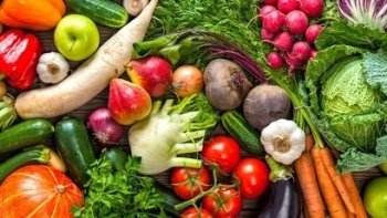 Giá rau củ quả hôm nay 5/5: Siêu thị tăng cường khuyến mãi