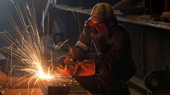 Giá sắt thép hôm nay 6/5: Tăng mạnh