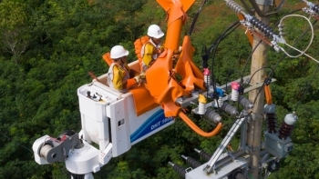 Sản lượng điện sản xuất tháng 4 ước đạt 20.891 triệu kWh, tăng 19,2%