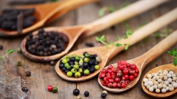 Giá hồ tiêu hôm nay 21/5: Tiếp tục chững giá