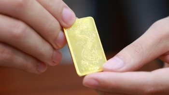 Giá vàng hôm nay 23/5:  Vượt qua ngưỡng 1.880 USD/ounce