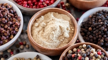 Giá hồ tiêu hôm nay 23/5: Tăng nhẹ tai các địa phương