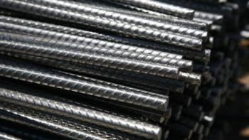 Giá sắt thép hôm nay 27/5: Duy trì đà giảm