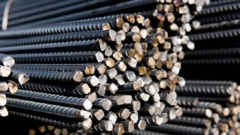 Giá sắt thép hôm nay 1/6: Quay đầu đi xuống