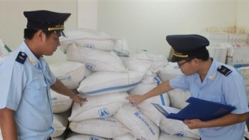 Quảng Trị: Bắt giữ 1.500 kg đường kính trắng nhập khẩu không có chứng từ hợp pháp
