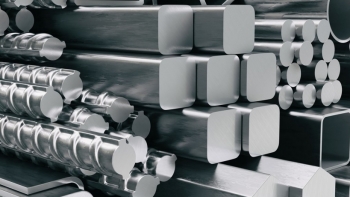 Giá sắt thép hôm nay 9/6: Quay đầu tăng