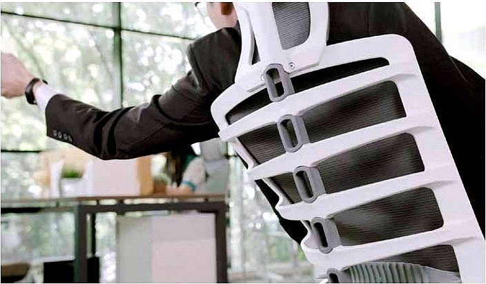 Tiếp nhận hồ sơ đầy đủ, hợp lệ việc điều tra CBPG bàn, ghế văn phòng từ Trung Quốc và Malaysia