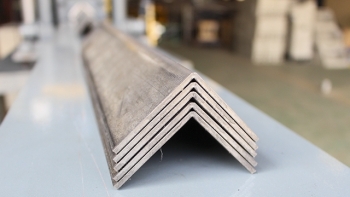 Giá sắt thép hôm nay 28/6: Tiếp đà tăng