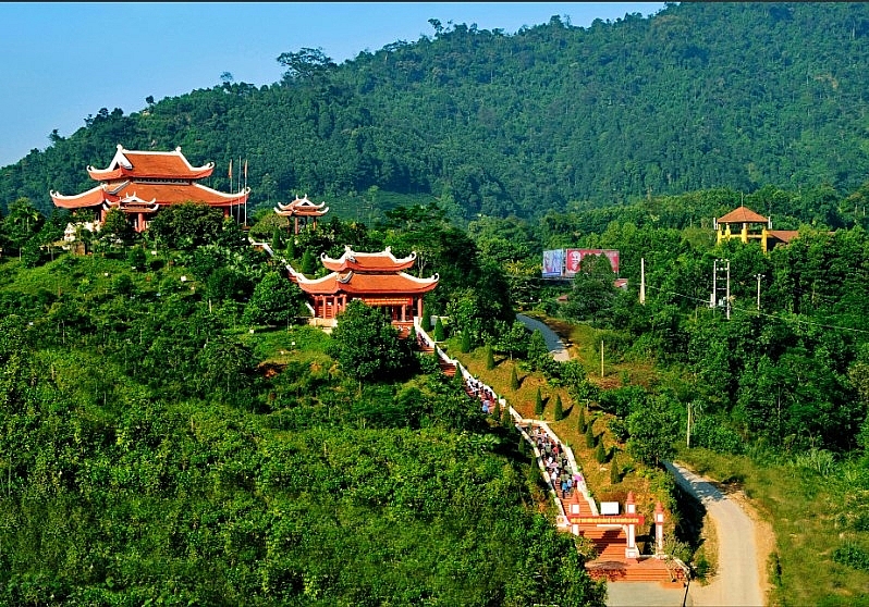 Bảo quản, phục hồi Di tích quốc gia đặc biệt An toàn khu Định Hóa gắn với phát triển du lịch