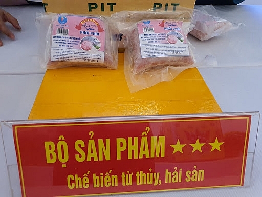 Sản phẩm chả cá thát lát được xếp hạng 3 sao Sản phẩm chả cá thát lát được xếp hạng 3 sao
