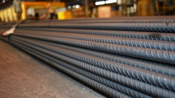 Giá sắt thép hôm nay 22/7: Tiếp tục đi xuống