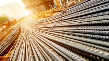 Giá sắt thép hôm nay 4/8: Quay đầu tăng trở lại