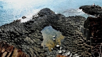 Phú Yên thống nhất lập quy hoạch tổng thể Danh lam thắng cảnh quốc gia đặc biệt Gành Đá Đĩa