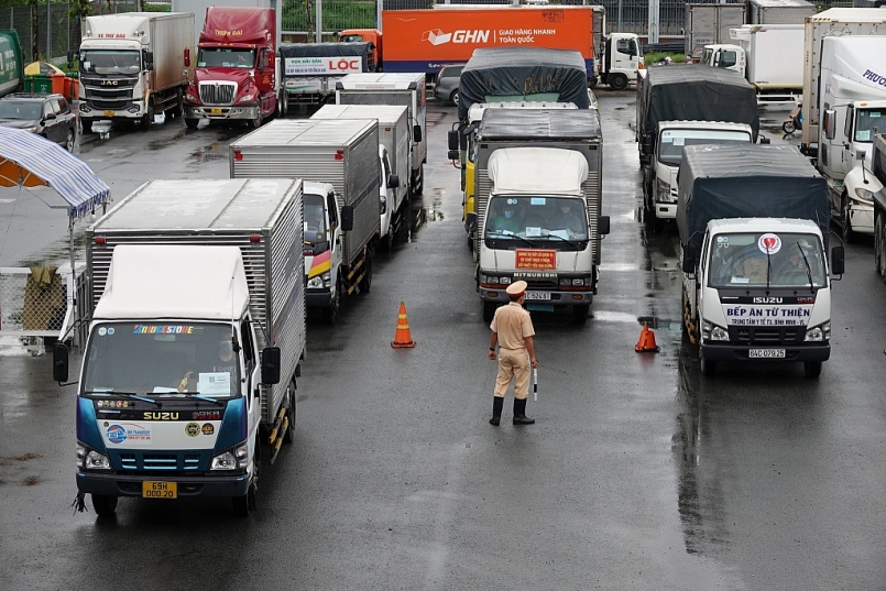 Cần Thơ hướng dẫn đăng ký phương tiện vận chuyển hàng hóa lưu thông vào thành phố