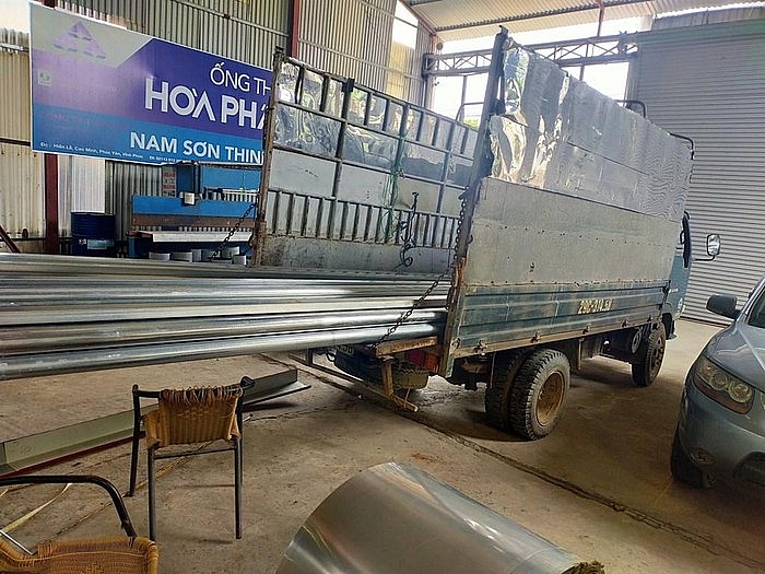 Vĩnh Phúc xử phạt 50 triệu đồng cơ sở kinh doanh thép hộp giả mạo các nhãn hiệu Hòa Phát, Việt Đức
