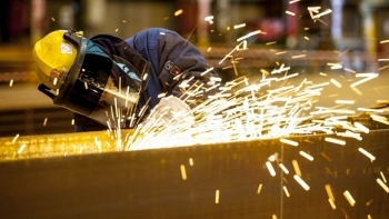 Giá sắt thép hôm nay 25/9: Quay đầu giảm nhẹ trong phiên cuối tuần