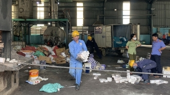 Bình Định: Tiêu hủy hơn 15.000 bao thuốc lá điếu ngoại nhập lậu