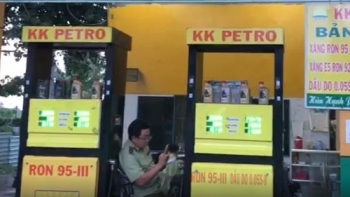 Long An: Bán hàng khi bị tước giấy chứng nhận, cơ sở kinh doanh xăng dầu bị phạt 50 triệu đồng