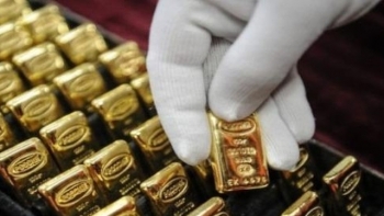 Cập nhật giá vàng hôm nay 6/10: Tăng lên, giao dịch ở mức 1.913 USD/ounce