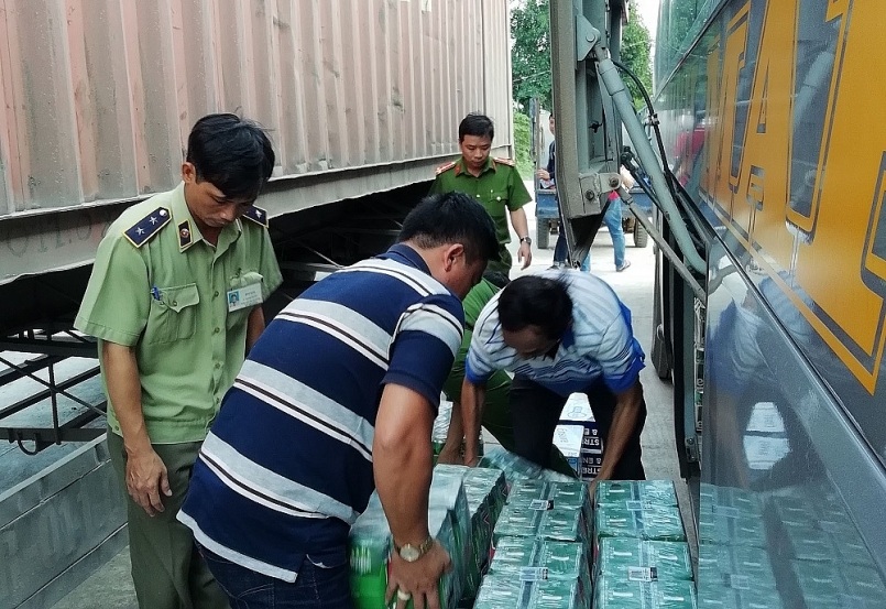 Bình Định tăng cường công tác chống buôn lậu, gian lận thương mại những tháng cuối năm