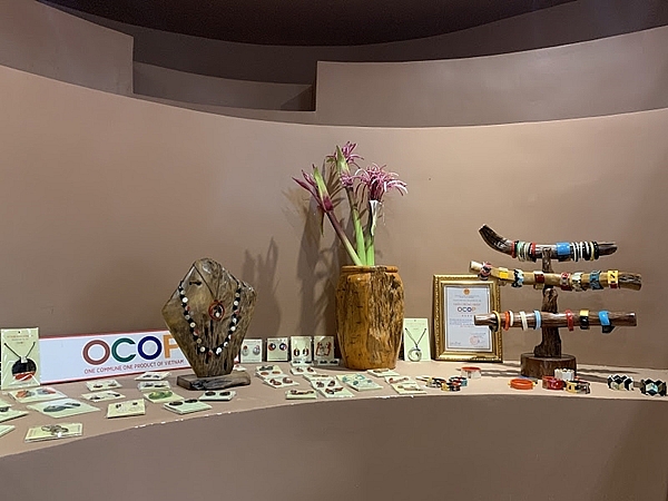 Việc triển khai thực hiện hiệu quả chương trình Mỗi xã một sản phẩm đã góp phần phát huy thế mạnh, nâng cao giá trị, hiệu quả kinh tế đối với các xã, thị trấn Việc triển khai thực hiện hiệu quả chương trình Mỗi xã một sản phẩm đã góp phần phát huy thế mạnh, nâng cao giá trị, hiệu quả kinh tế đối với các xã, thị trấn